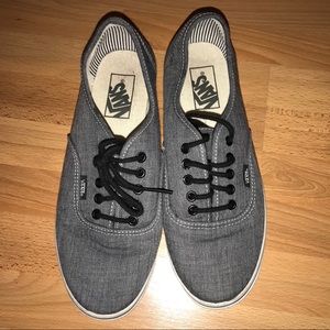 Vans shoes Men’s size 7, Women’s size 8.5